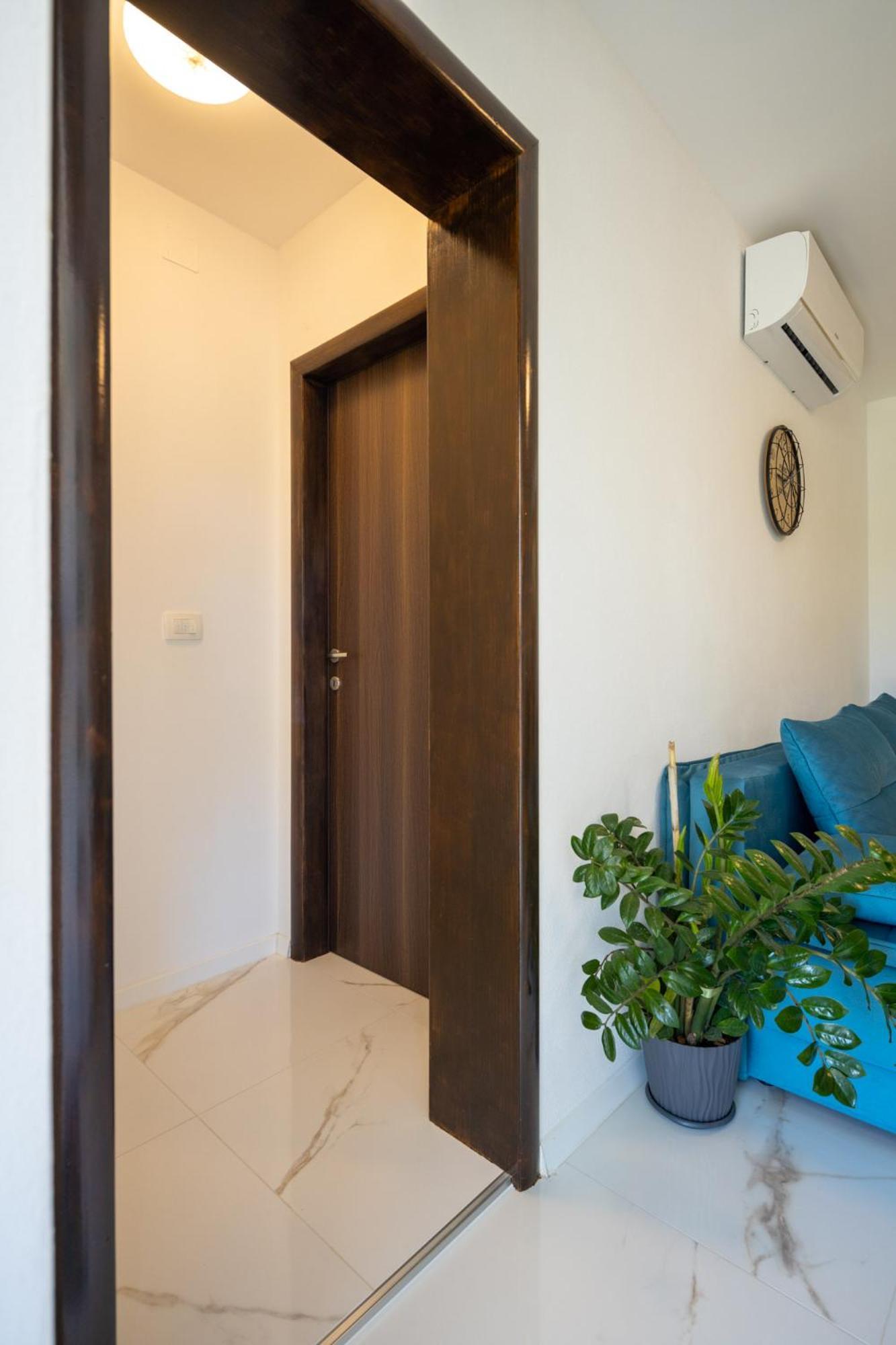 Iva Apartment *